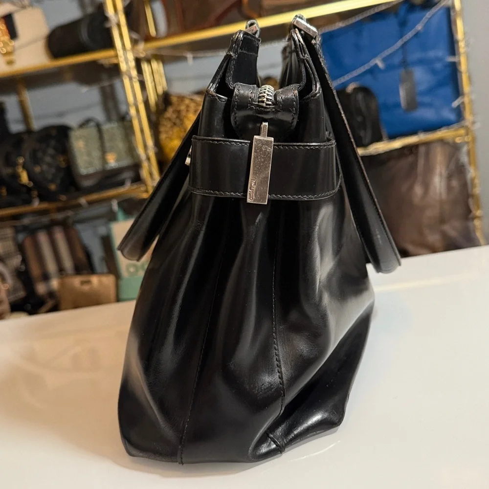 Ferragamo Black Leather Gancini Handbag Shoulder Tote - Picture 3 of 12